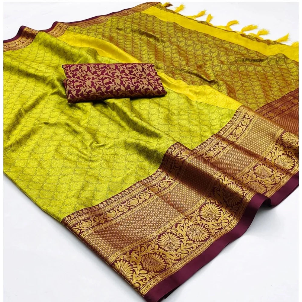 Women's Cotton Silk Floral Print Saree With Unstitched Blouse 5.5Mtr (Light Green)