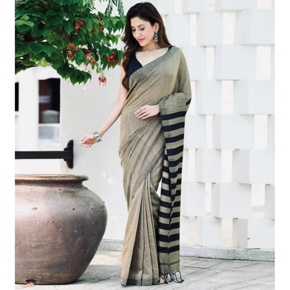 Women's Silk Printed Saree With Unstitched Blouse 5.5Mtr (Gold-Black)