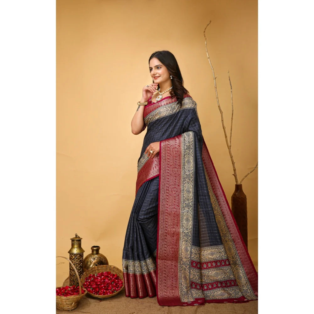 Women's Soft Dola Cotton Kalamkari Printed Saree With Unstitched Blouse 5.5Mtr (Grey)