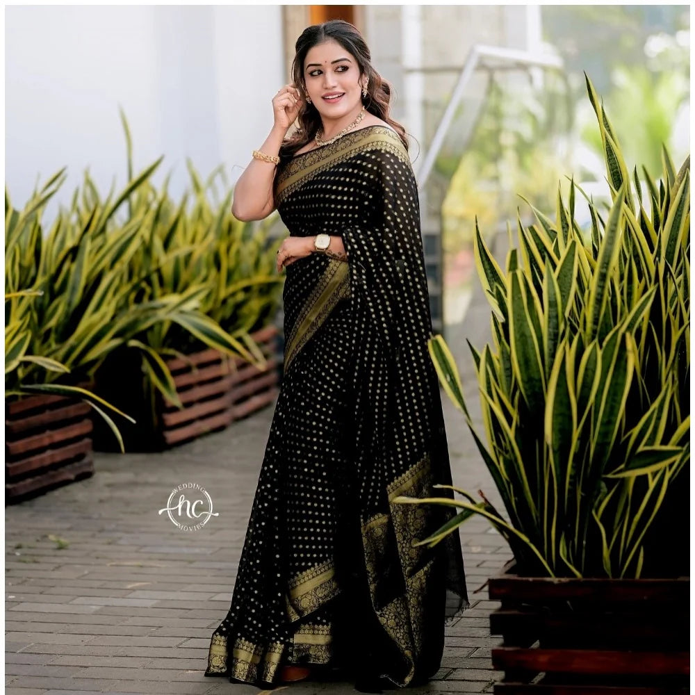 Women's Silk Woven Kanjivaram Saree With Unstitched Blouse (5.5Mtr, Black)