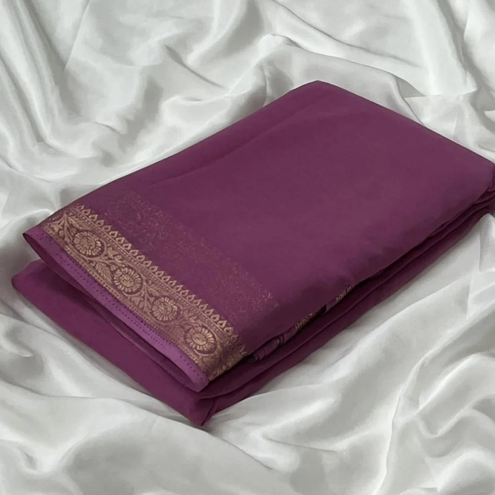 Women's Crepe Chit Pallu Solid Saree With Unstitched Blouse 5.5Mtr (Light Pink)