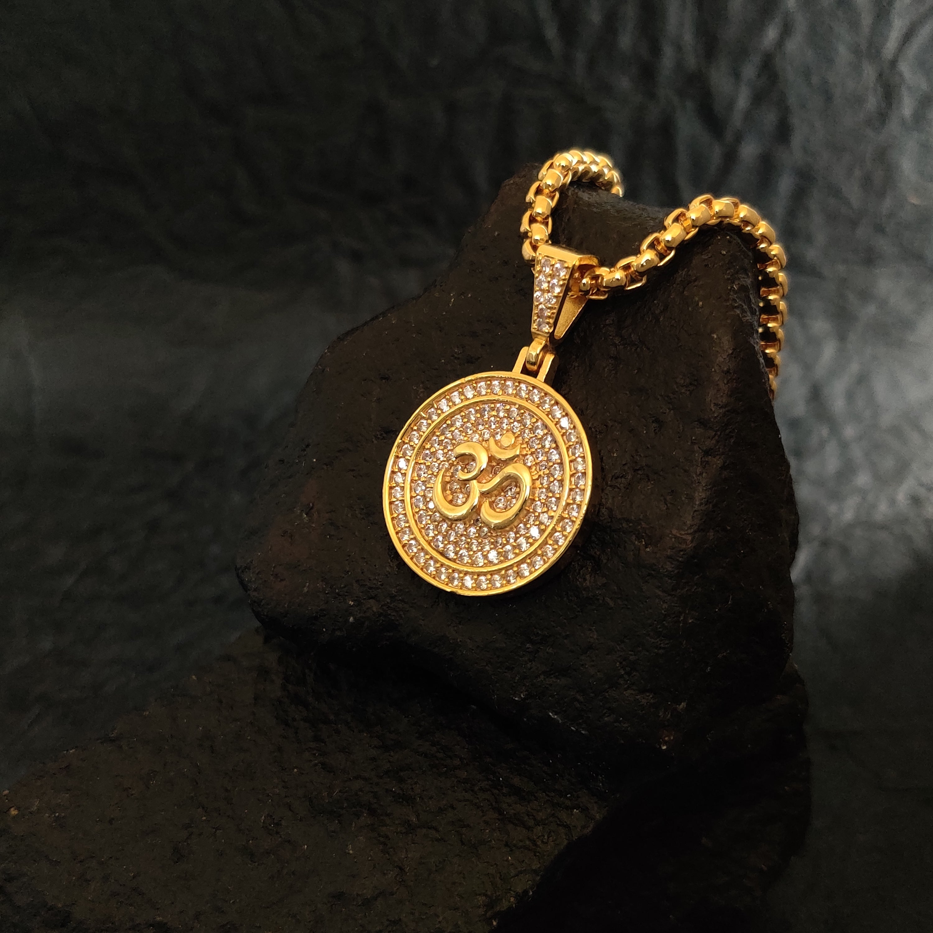 Om Aura Pendant with Studded Premium Diamonds and Gold Plated Chain