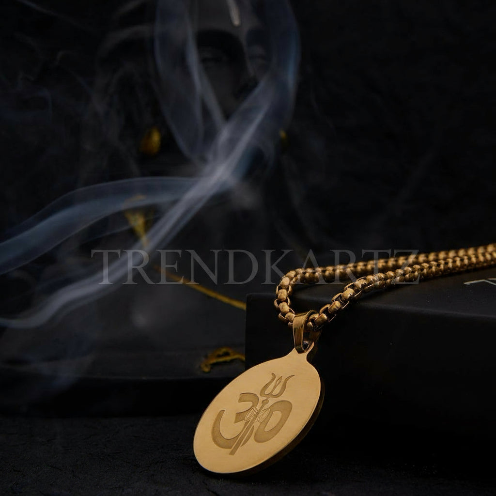 18k Trishul Om Pendant with Chain